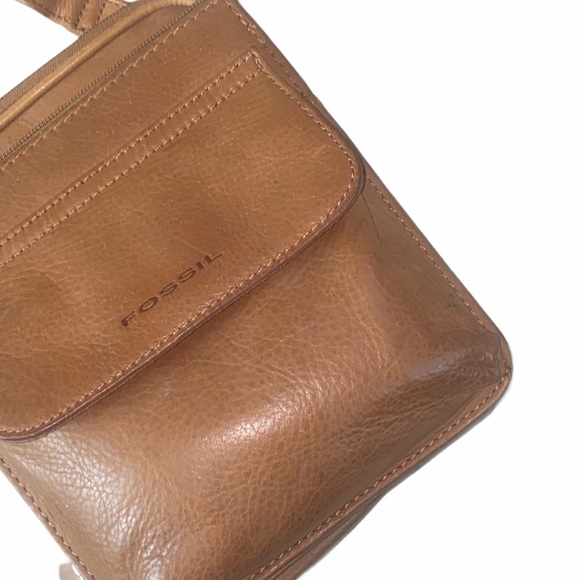 Fossil Tan Leather Crossbody Bag - Picture 4 of 6
